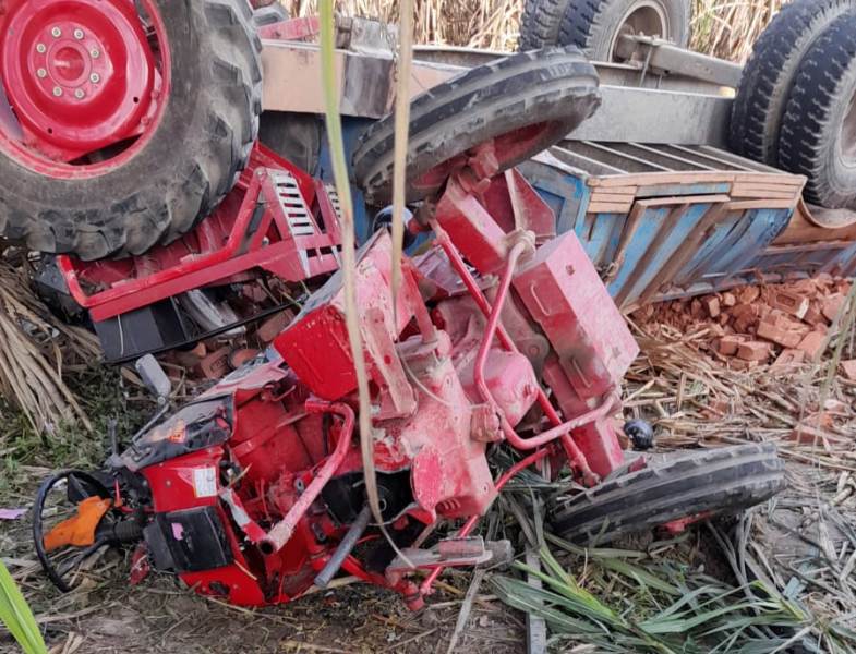four killed in road accident in uttarakhand woman body found