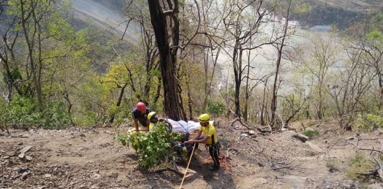 शादी की खरीदारी कर लौट रहा परिवार हादसे का शिकार, लड़की सहित पांच की मौत