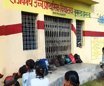 teacher did not reach on time in government school in uttarakhand student wait outside