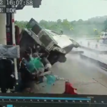 ambulance hit toll plaza in Karnataka udupi four killed viral video
