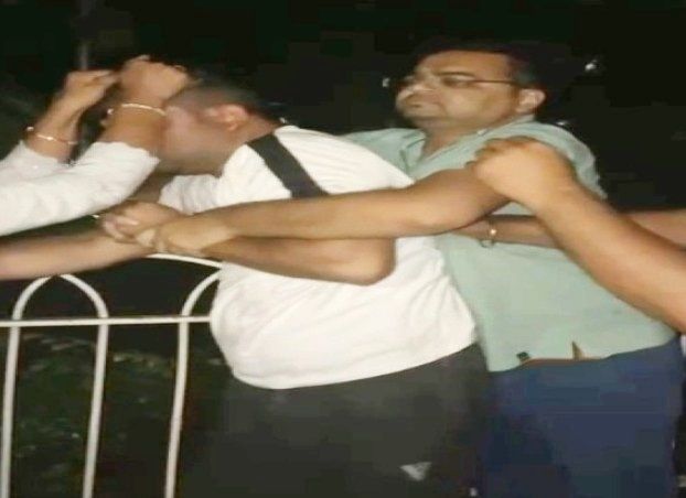 bjp leader caught with woman bjp leader beaten up by wife