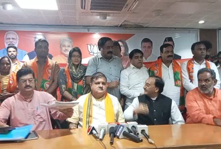 owaisi supported candidate join BJP in uttarakhand