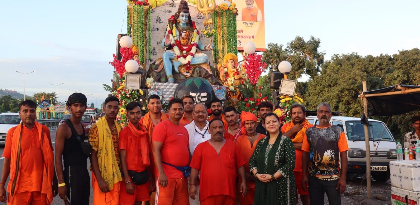 लोकगायिका सीमा मैंदोला