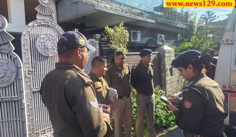 यूपी पुलिस के अफसर के बेटे ने मां की हत्या की, देहरादून में रहता था परिवार