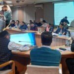 IAS Varun Chaudhary Municipal Commissioner of Haridwar Nagar Nigam Harki Pauri Haridwar महानगर आयुक्त वरुण चौधरी ने कहा कि हरकी पैडी क्षेत्र और अन्य प्रमुख घाटों की सफाई अत्याधुनिक मशीनों से कराने की योजना