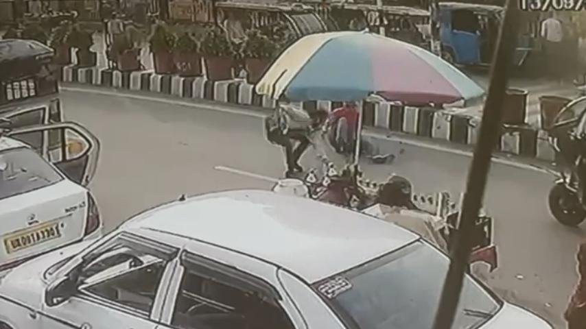 हरिद्वार में एनकाउंटर: बदमाश ने हरियाणा पुलिस के दारोगा को गोली मारी, एम्स रैफर, बदमाश फरार, देखें वीडियो 2 हरिद्वार में एनकाउंटर: बदमाश ने हरियाणा पुलिस के दारोगा को गोली मारी, एम्स रैफर, बदमाश फरार, देखें वीडियो