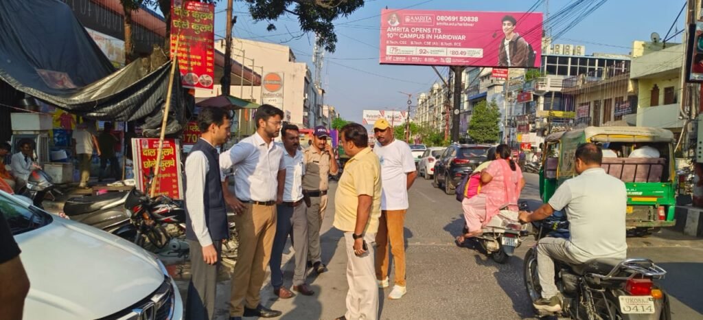 हरिद्वार नगर निगम का बड़ा फैसला: दिवाली पर सफाईकर्मी-अधिकारी रहेंगे मुस्तैद, अवकाश रद्द, लापरवाही पर दो को कारण बताओ नोटिस 2 हरिद्वार नगर निगम