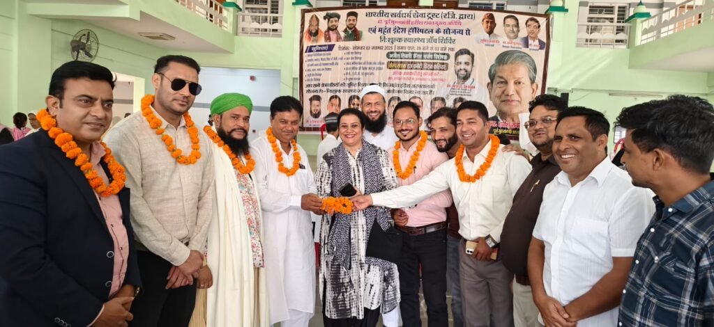 1581 लोगों की जांच, 45 यूनिट रक्तदान... पिरान कलियर में पहली बार सेवा, एकता और भाईचारे का संदेश गूंजा! 2 IMG 20251103 WA0071