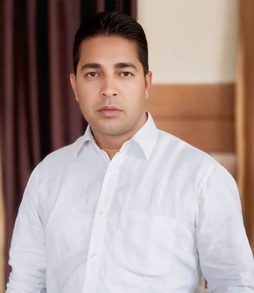 संकटमोचक बने सभासद: पिरान कलियर के 'स्टील गार्डर पुल' पर सरियों का जंगल खत्म, जनता को मिली बड़ी राहत! 2 IMG 20251129 WA0049