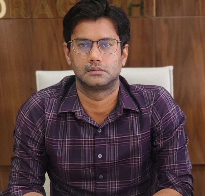 Haridwar Nagar Nigam लापरवाही और दस्तावेजों में छेड़छाड़ पर निगम का सुपरवाइजर निलंबित, नगर आयुक्त का कड़क एक्शन