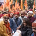 प्राचीन पीर रतन मंदिर पर बुल्डोजर की कार्रवाई से सनातनियों में रोष, ज्ञापन सौंप मंदिर की जमीन वापस देने की मांग
