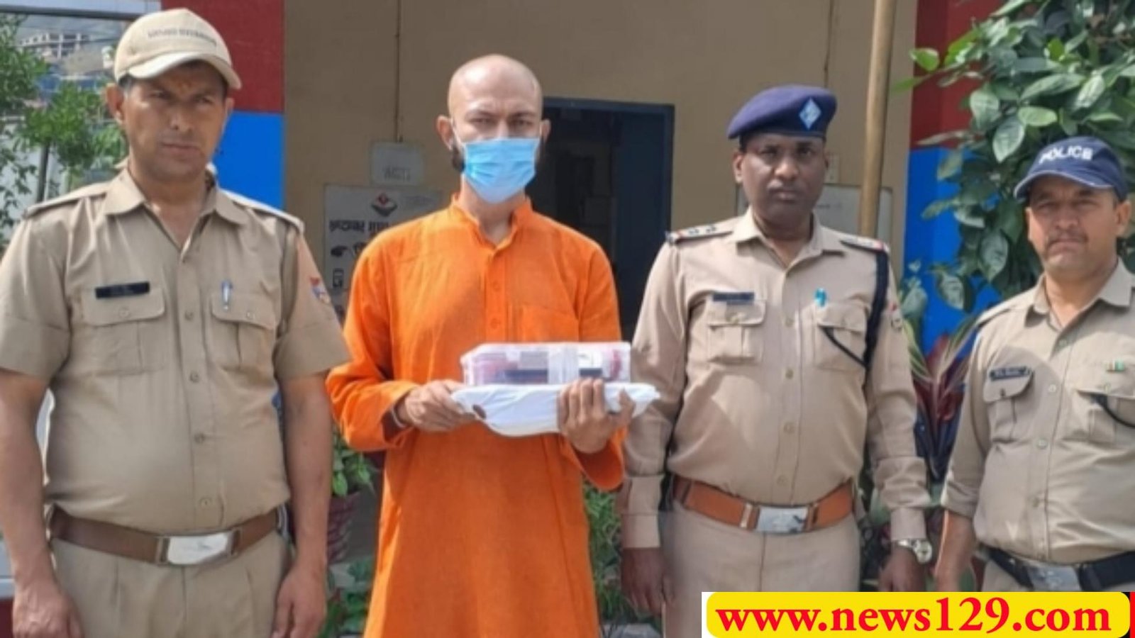 Satya Sadhu Arrested in Rishikesh सत्यसाधु बनकर रह रहा था सनीउर रहमान ऋषिकेश से गिरफ्तार, देता था चैनलों पर प्रवचन, कौन है