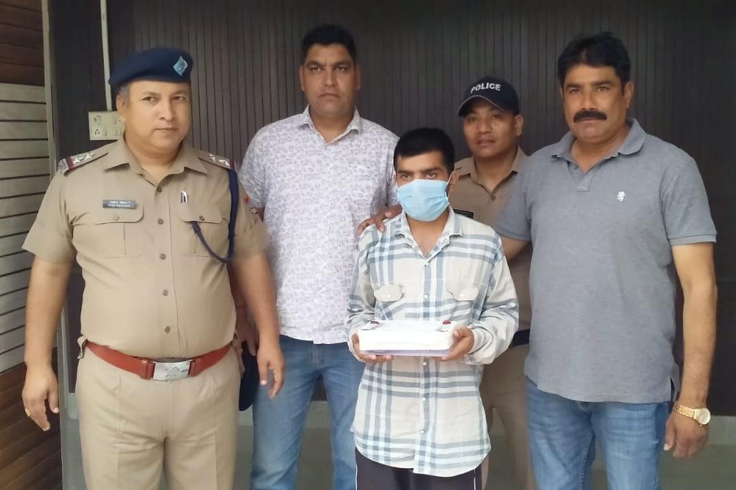 Haridwar Viral News  शादी  से इनकार करने पर डॉक्टर को निपटाना चाहता था बाबा मंगत दास 
